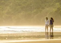Keindahan Obyek Wisata Alam Pantai Nanggelan di Jember yang Wajib Kamu Kunjungi Keindahan Obyek Wisata Alam Pantai Nanggelan di Jember yang Wajib Kamu Kunjungi