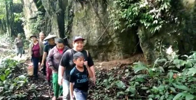 Menjelajahi Wisata Batu Kajang: Destinasi Tersembunyi di Kalimantan Utara yang Wajib Kamu Kunjungi Menjelajahi Wisata Batu Kajang: Destinasi Tersembunyi di Kalimantan Utara yang Wajib Kamu Kunjungi